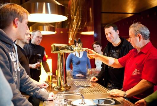 Bier brauen & Brauereitouren in der Tschechischen Republik: Gambrinus-Party in Pilsen