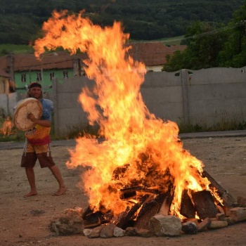 Firewalking and Glasswalking in the Czech Republic: Bohemia