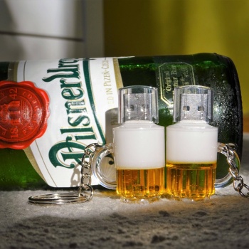 Pilsner Bierbecher: USB Stick - 64 GB