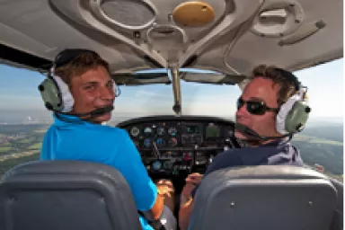 Malerischer Flug inklusive selber fliegen in der Tschechischen Republik: Böhmen Malerischer Flug inklusive selber fliegen in der Tschechischen Republik: Böhmen