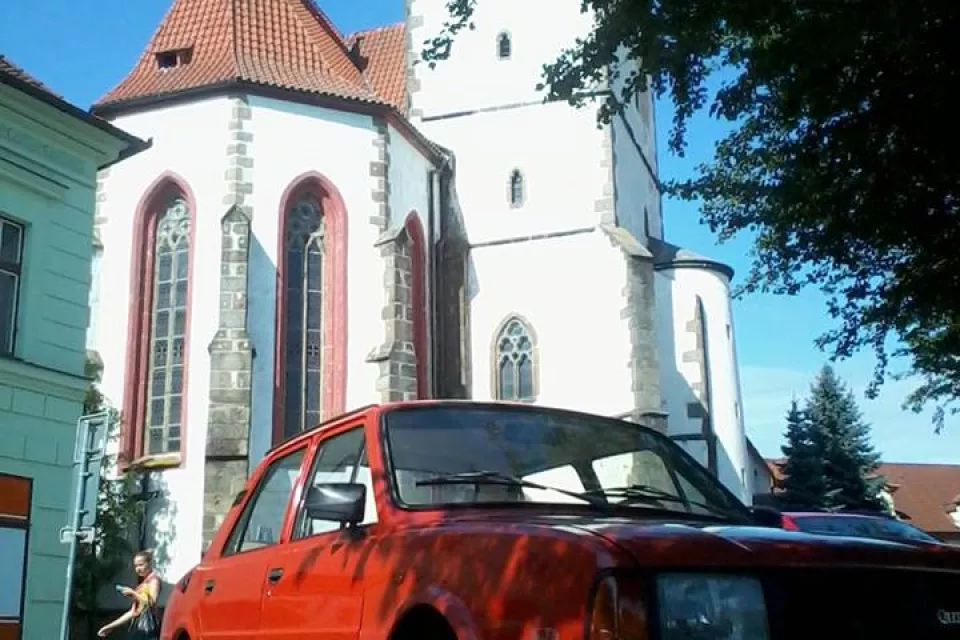Classic Car Ride and Driving in the Czech Republic: Pilsen City - SKODA 120L