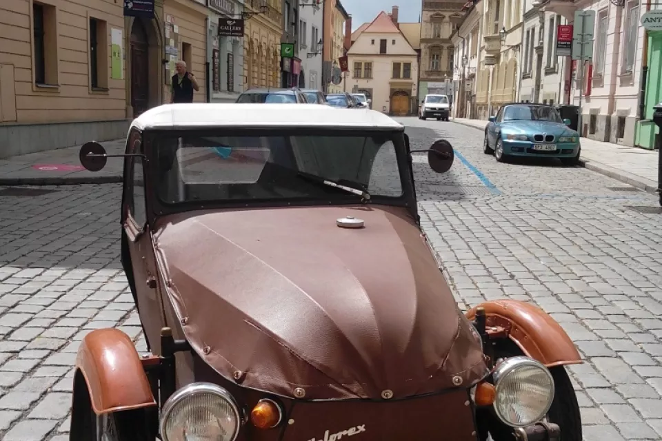 Classic Car Ride and Driving in the Czech Republic: Pilsen City - VELOREX 350