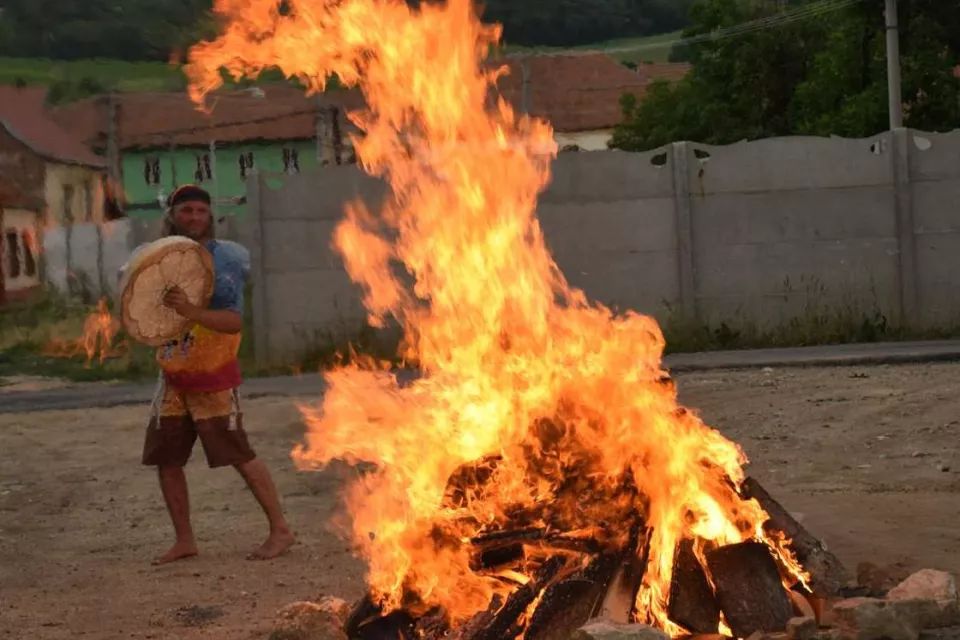 Firewalking and Glasswalking in the Czech Republic: Bohemia