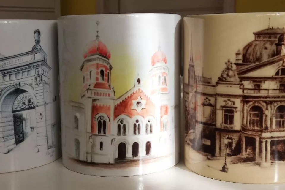 Pilsen Sehenswürdigkeiten: Keramik Tasse