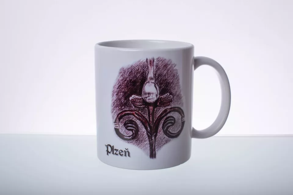 Pilsen Sehenswürdigkeiten: Keramik Tasse - DAS ENGELCHEN ZUM GLÜCK