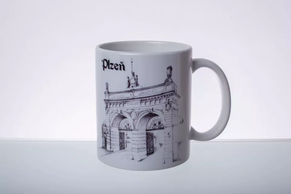 Pilsen Sehenswürdigkeiten: Keramik Tasse - PILSNER URQUELL