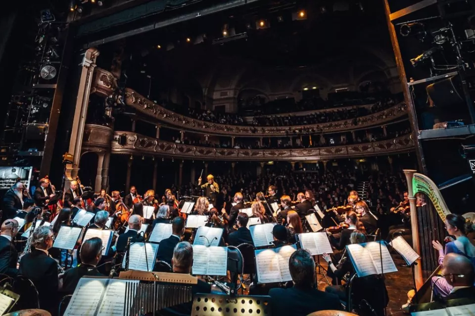 KulTour in der Tschechischen Republik: Theaterbesuch