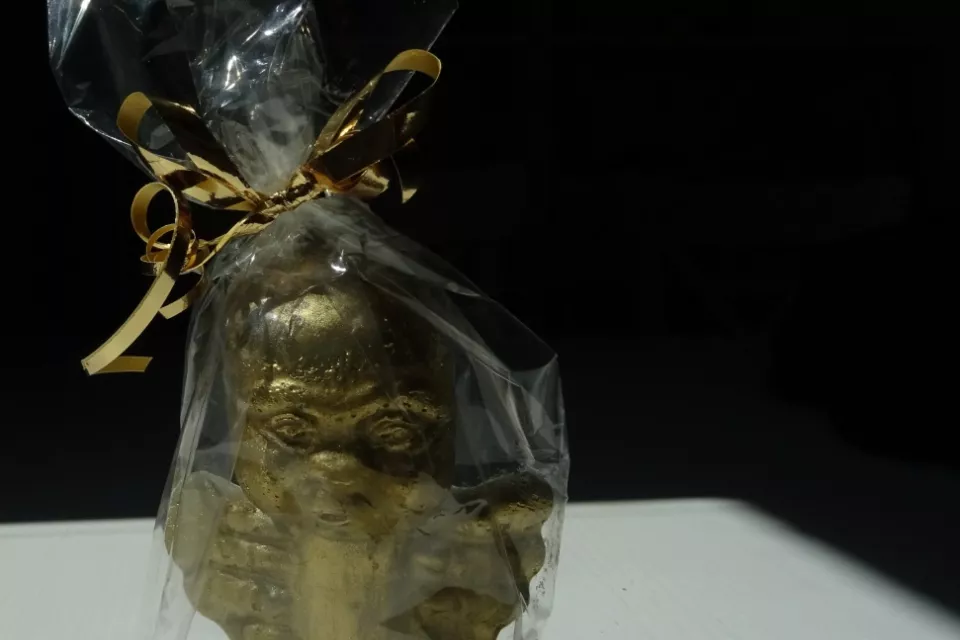 Pilsen Sightseeing: Candle Angel for good luck - GOLD