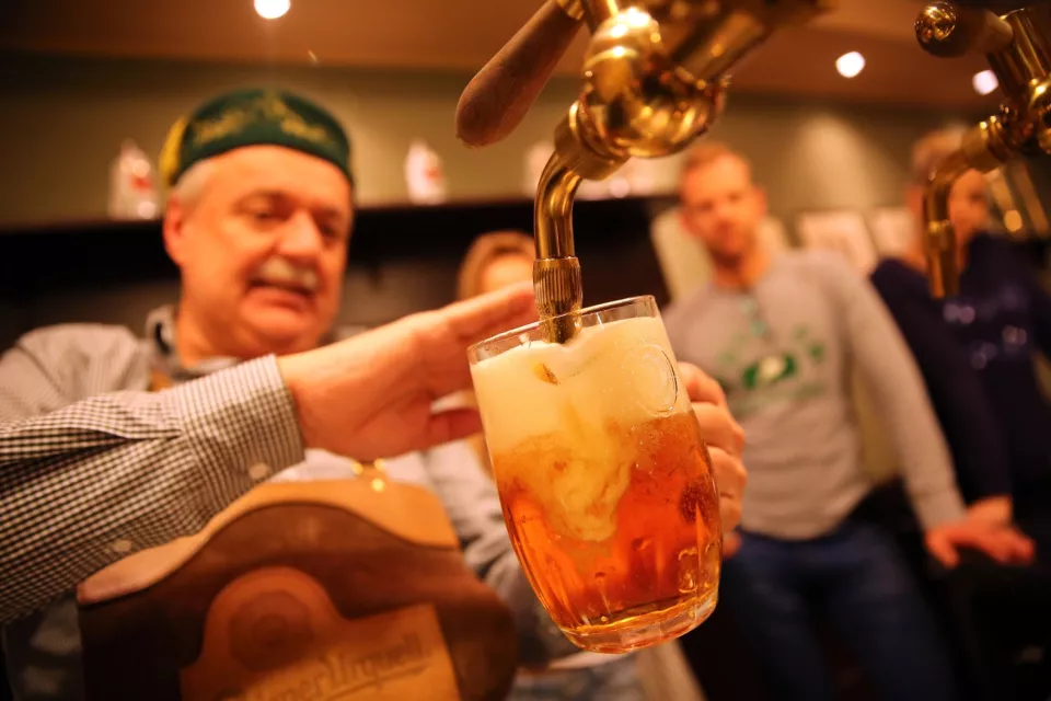 Škola čepování piva v České republice: Pilsner Urquell