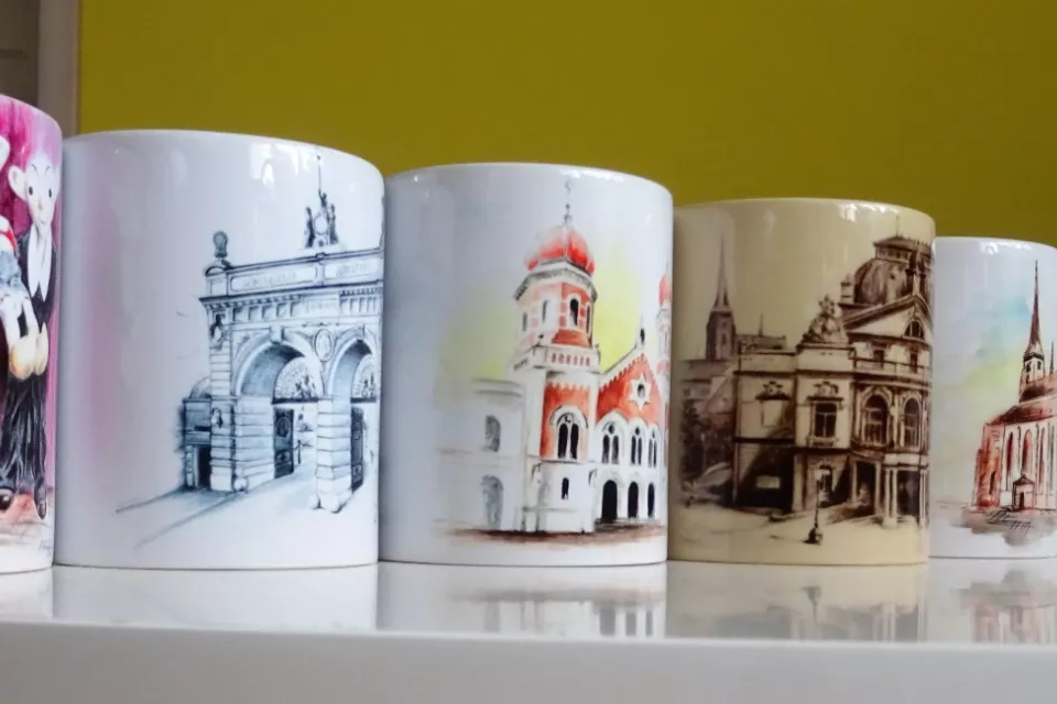 Pilsen Sehenswürdigkeiten: Keramik Tasse