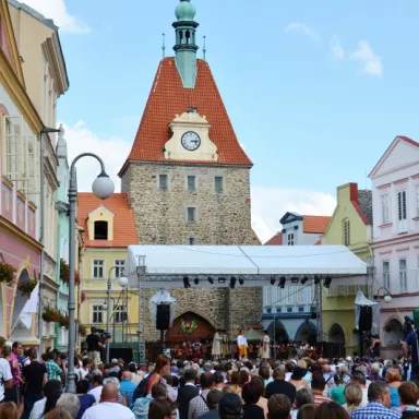 Festivals in der Tschechischen Republik: Chodenfest, und St.- Laurentiusfest und Kirchweih