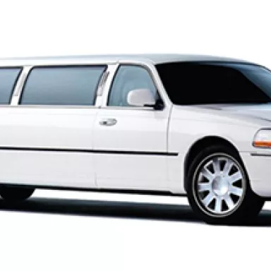 LIMUZÍNY v České republice: jízda Vašeho života LINCOLN TOWN CAR